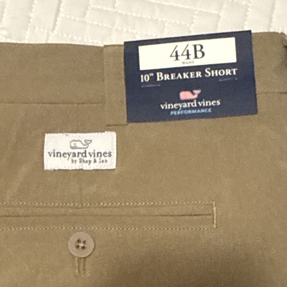 NWT Vineyard Vines Performance Breaker Shorts 44XB Khaki Tan 10" Inseam 44B - Picture 4 of 5